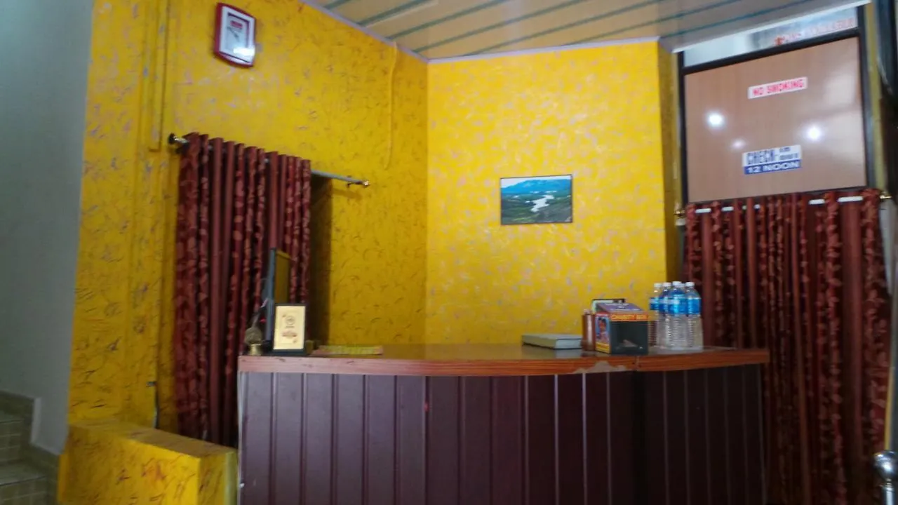 Red Star Holidays Munnar India